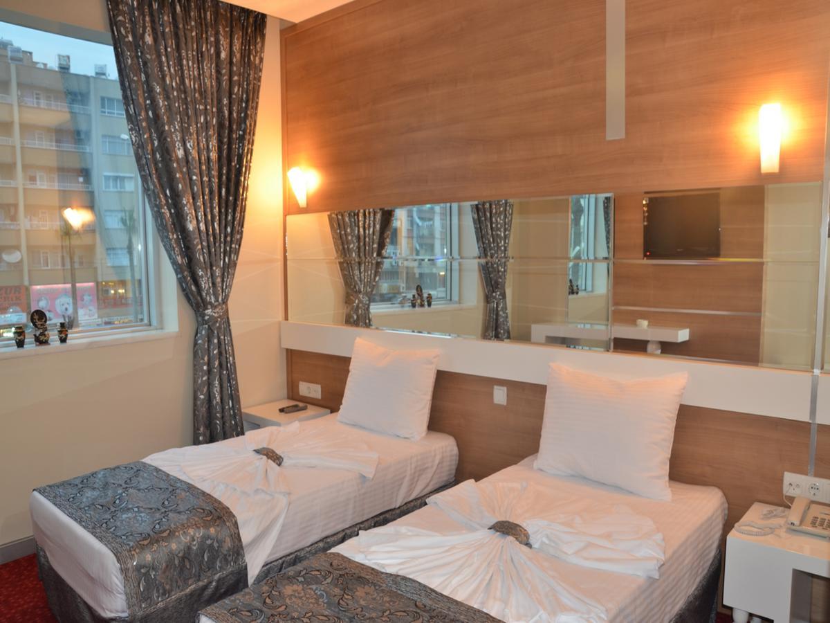 Emin Otel Iskenderun Exterior photo
